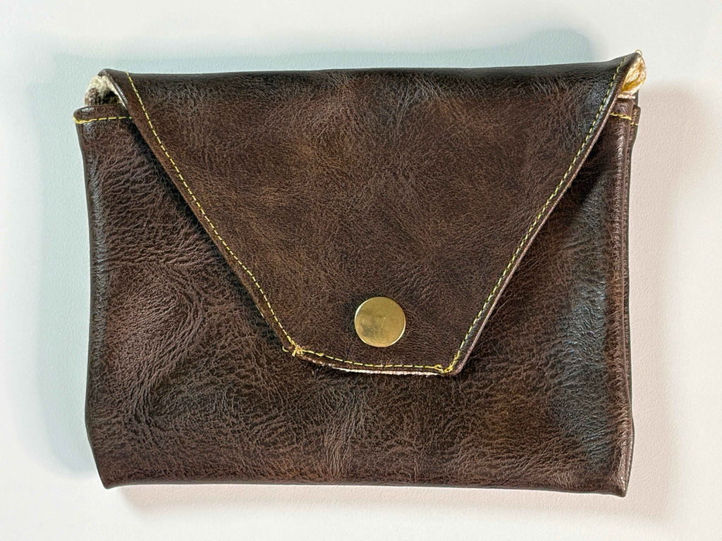 Étui pour serviette sanitaire cuir synthétique - Style au choix