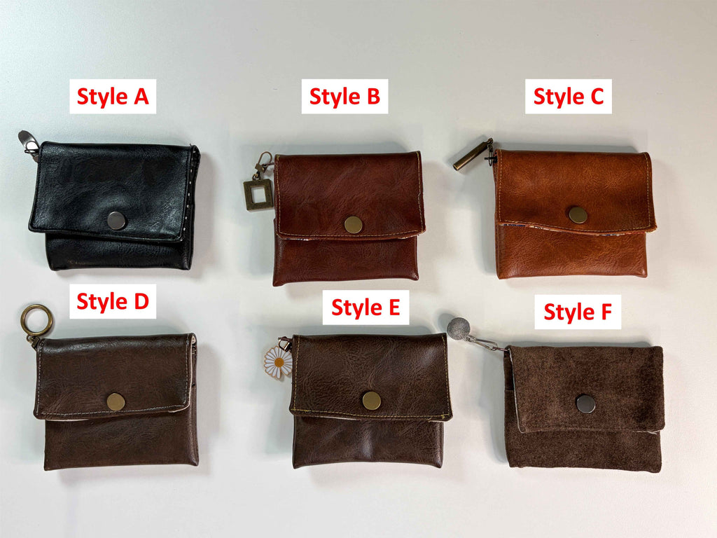 Petit porte-monnaie en cuir synthétique - Style au choix